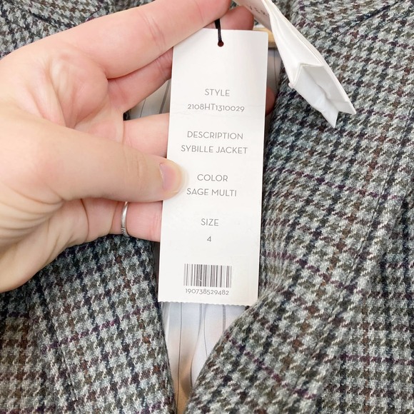 Veronica Beard Sybille Crop Double Breasted Blazer in Houndstooth - Picture 10 of 11